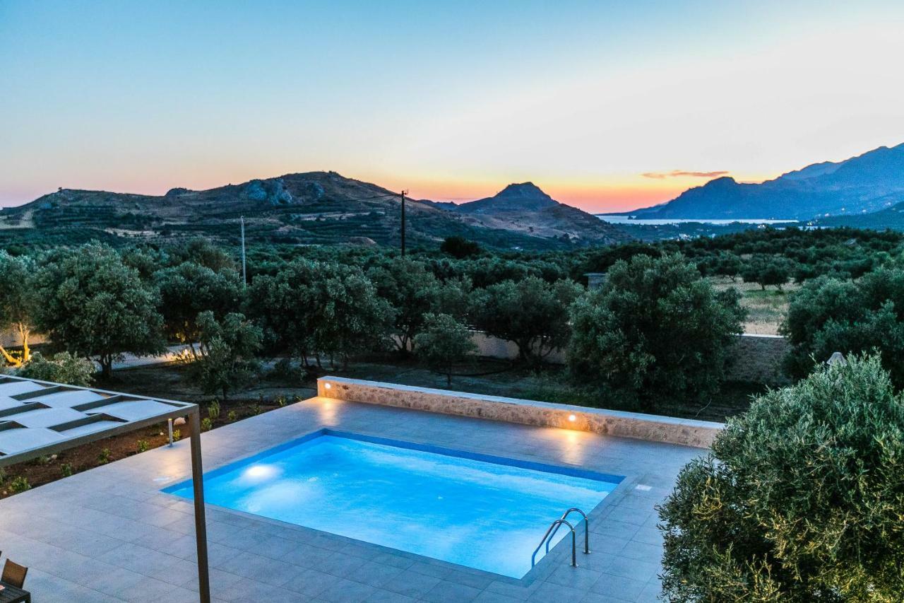 Villa Anemolia Lefkogeia Bagian luar foto