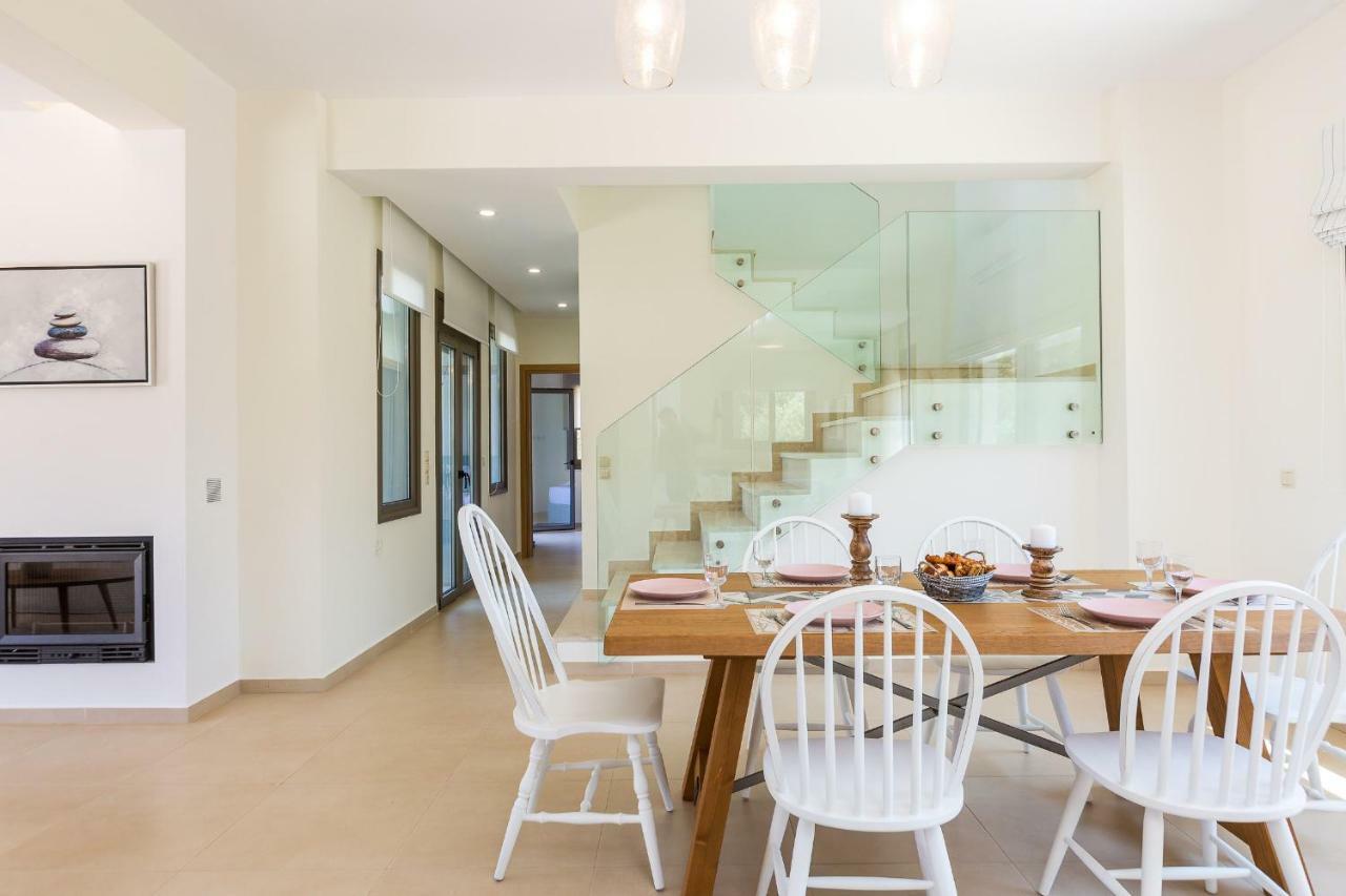 Villa Anemolia Lefkogeia Bagian luar foto